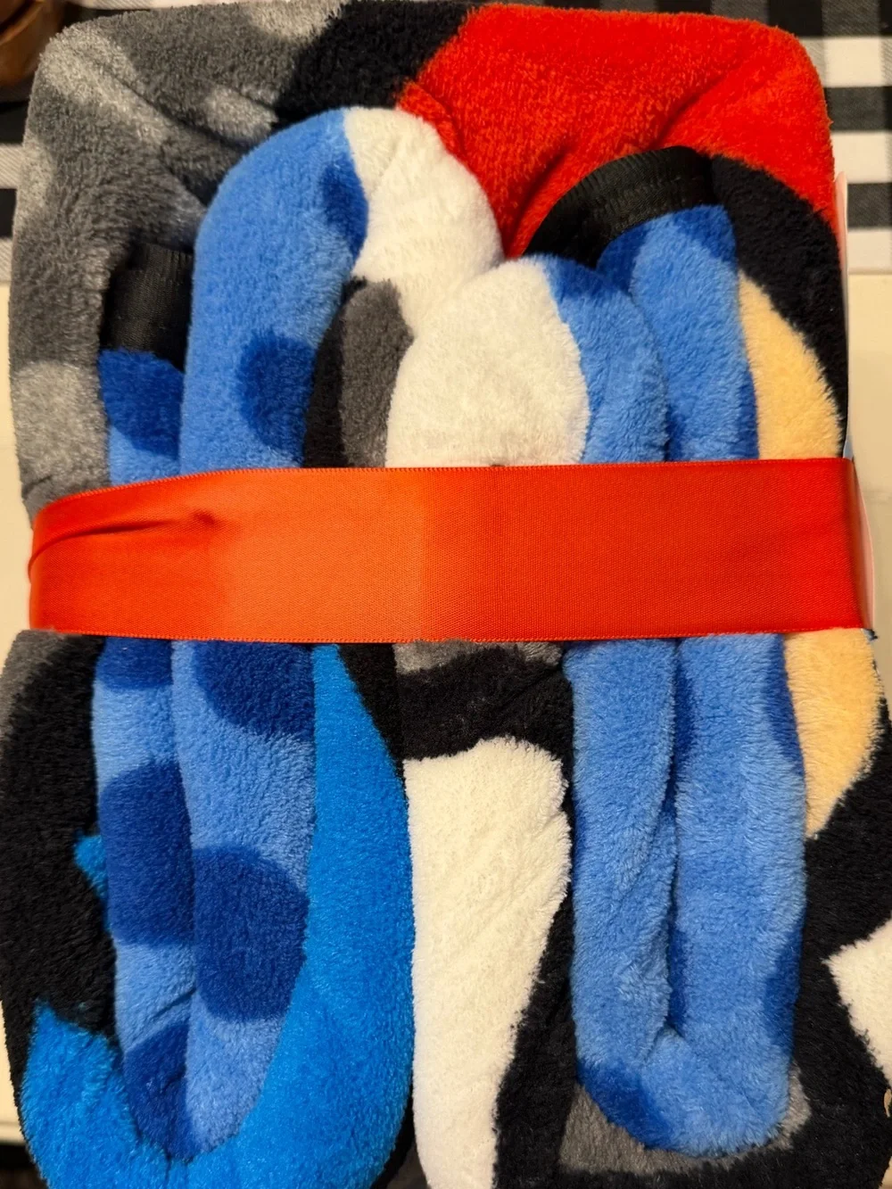 Super Mario Plush Blanket - Blue & Red Cozy Bedding NWT